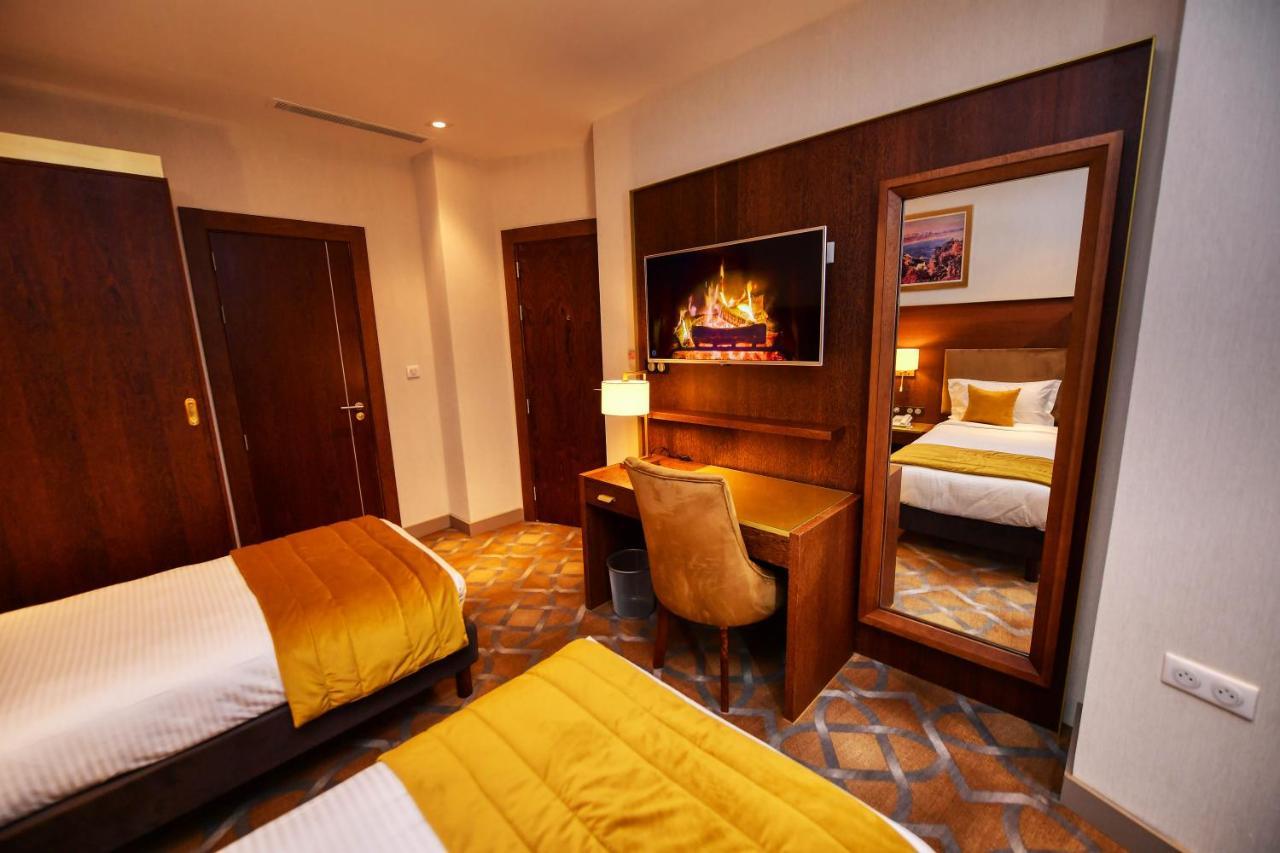 Le Palme Hotel Orano Esterno foto
