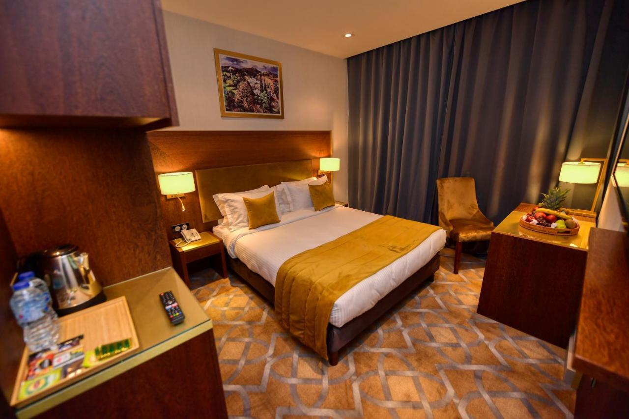 Le Palme Hotel Orano Esterno foto